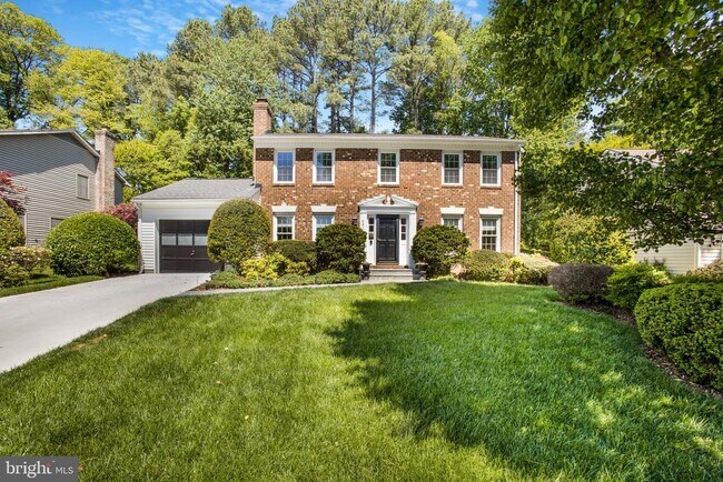 Foto del edificio - 9010 Lake Braddock Dr