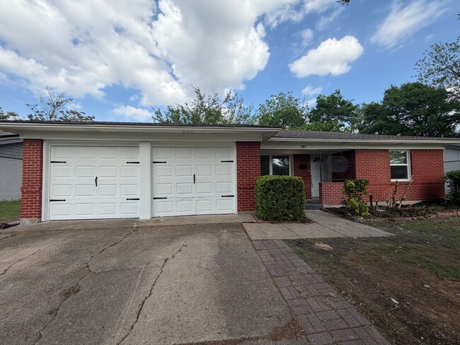 Foto del edificio - 302 N Cottonwood Dr