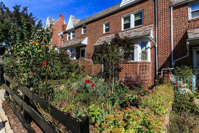 Building Photo - 27 N Belle Grove Rd