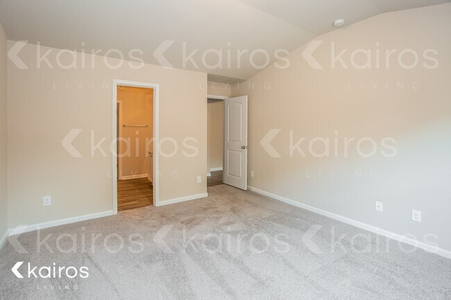 Building Photo - 1185 Silvertrace Dr.