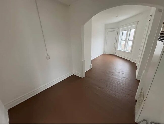 Building Photo - 3860 N Saint Louis Ave