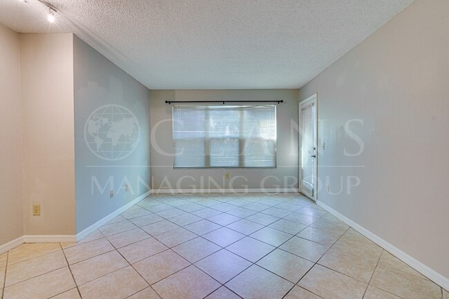 Foto del edificio - 2 Bedroom Nestled Away in the Heart of Daytona