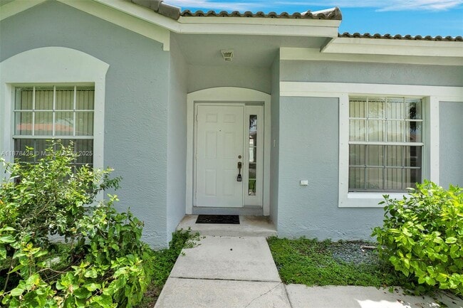 Foto del edificio - 10660 SW 20th Ct