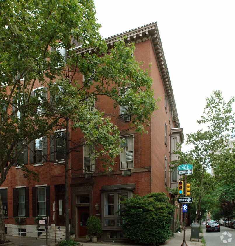 Primary Photo - 1801 Pine St