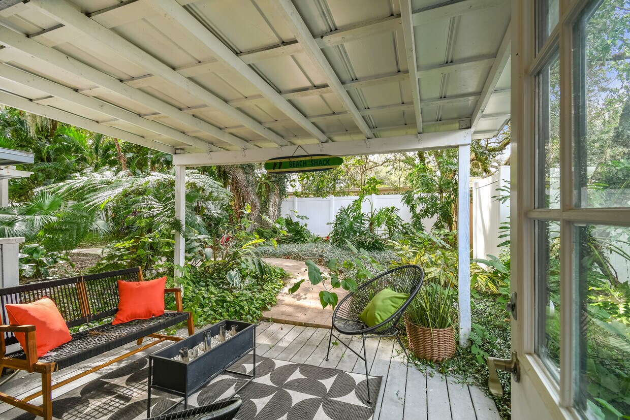 Ayla Apartments 13418 Dottie Dr Tampa, FL