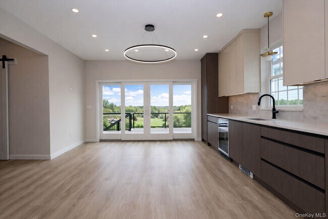 Foto del edificio - 52 Roe Ave