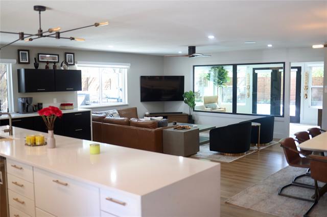 Foto del edificio - 1428 Dorris St