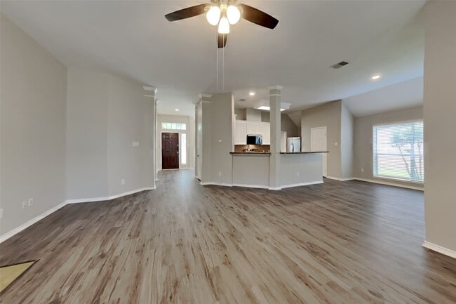 Building Photo - 20214 Stone Falls Ct