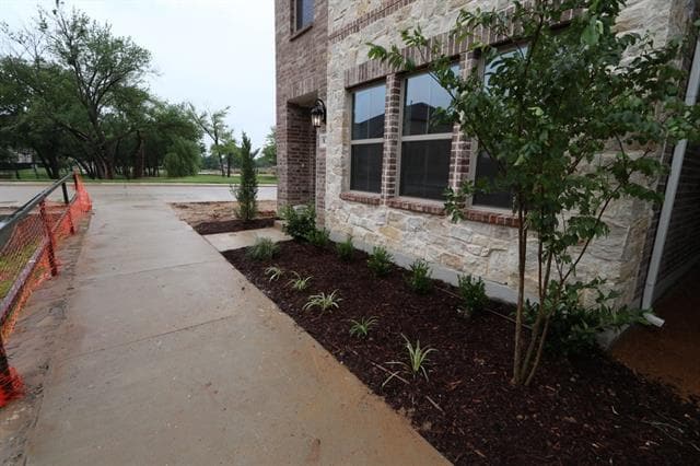 Building Photo - 833 Tennessee Dr
