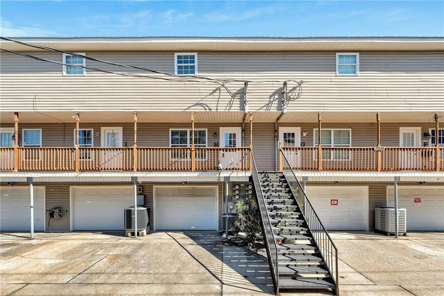 Foto principal - 2916 Jean Lafitte Pkwy