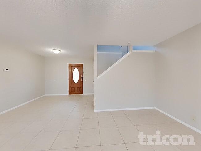 Foto del edificio - 4827 Fern Lake