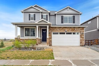 Building Photo - 921 Rollins Den Dr