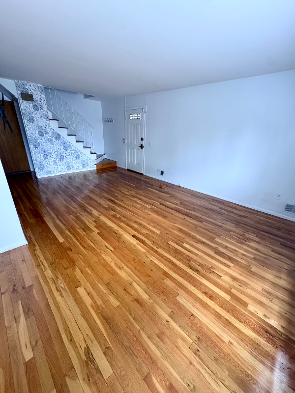 Building Photo - 285 Albourne Ave