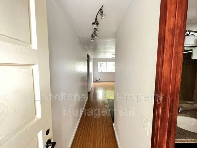 Foto del edificio - 350 Aoloa St