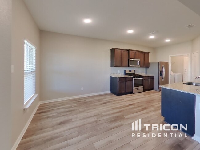 Foto del edificio - 3109 Chillingham Dr