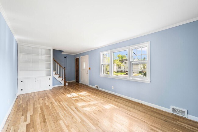 Foto del edificio - 3 Bedroom 1.5 Bathroom House