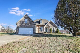 Building Photo - 3886 Stella Dr