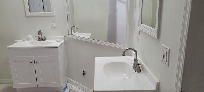 Foto del edificio - 633 Live Oak Ln