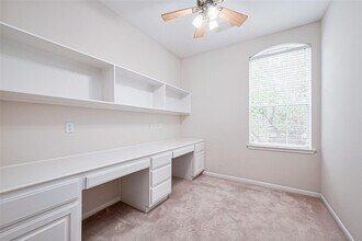 Building Photo - 5547 Cranston Ct