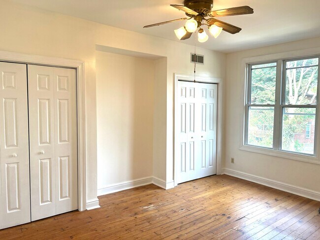 Foto del edificio - 5924 Elwood St