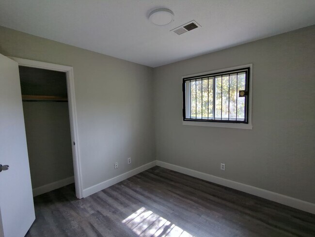 Foto del edificio - 4407 Fagan St