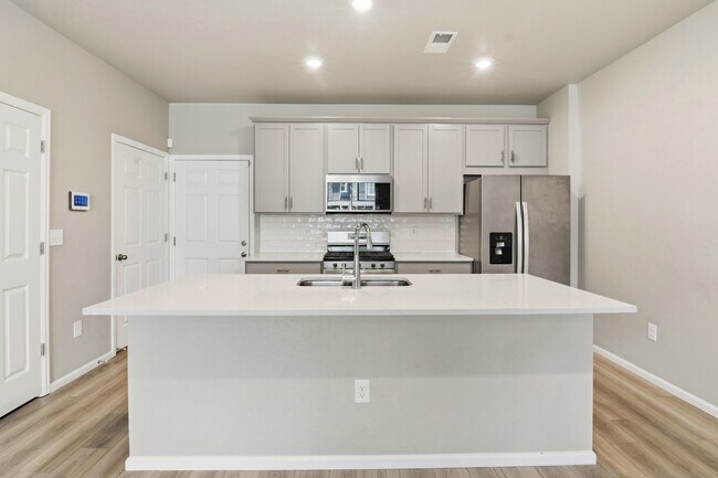 Foto del edificio - 11433 W Belleview Dr
