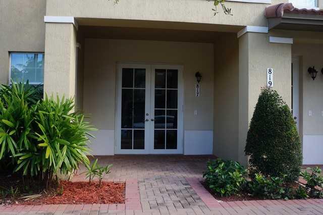 Building Photo - 817 SW 147th Ave
