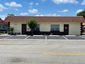 Building Photo - 7910 SW 10th Ct