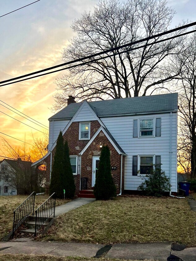 Foto principal - 10 Bellevue Rd
