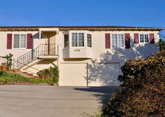 Building Photo - SDS T 3407