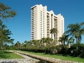 Building Photo - 5550 Heron Point Dr