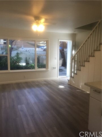 Building Photo - 217 Cypress Dr