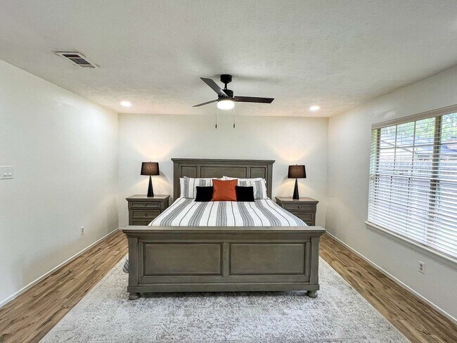 Foto del edificio - 2012 E Lacey Oak Cir