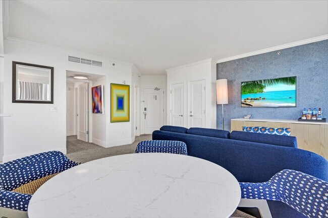 Foto del edificio - 4401 Collins Ave