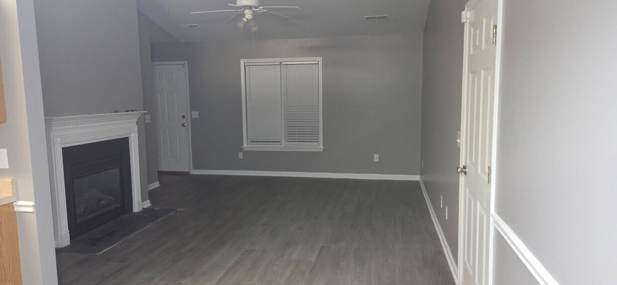Living room - 3265 Trenchard Ln
