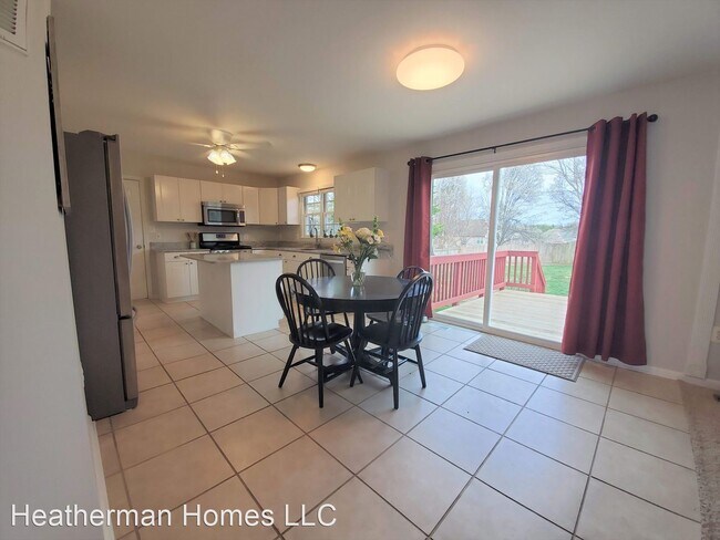 Foto del edificio - 5 br, 3.5 bath House - 21 Scotland Circle