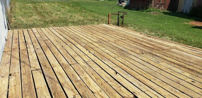 Foto del edificio - 1709 Stanaford Rd