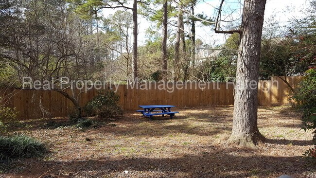 Building Photo - 5905 Jeffreys Grove School Rd