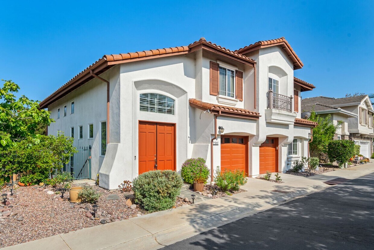 Foto principal - Corner lot home at the top of the hill