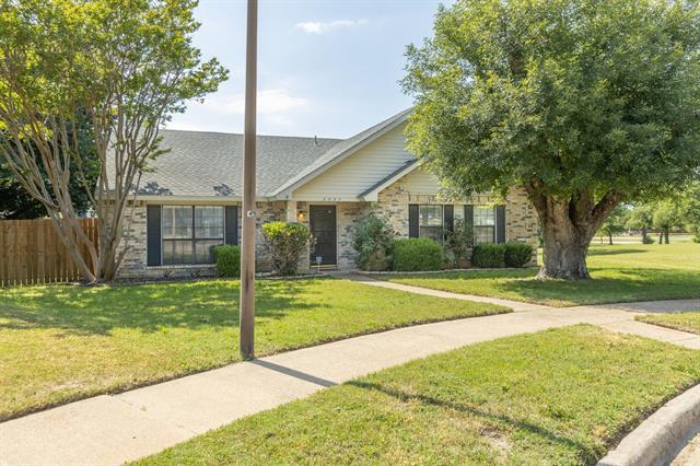 Foto del edificio - 3037 Hamlet Ct