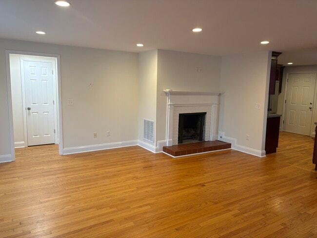 Building Photo - 602 Courtland Ave