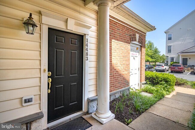Foto del edificio - 14483 Macon Grove Ln