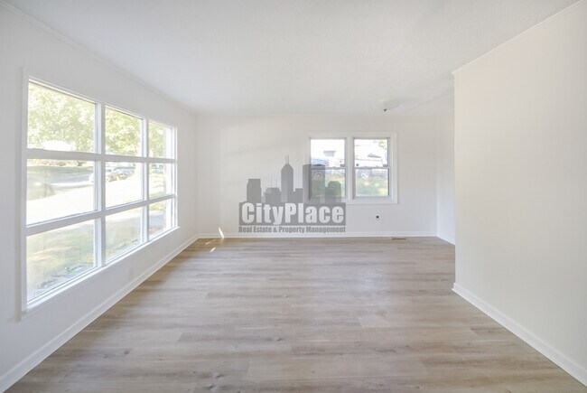 Building Photo - 1239 Brooks St