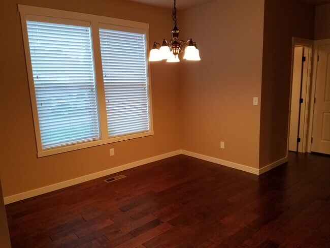 Foto del edificio - 3532 Hepburn St NE