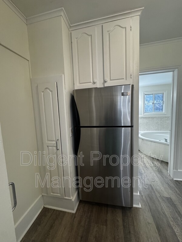 Photo du bâtiment - 636 Oxford St