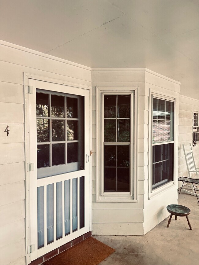 Building Photo - 739 Homeplace Dr