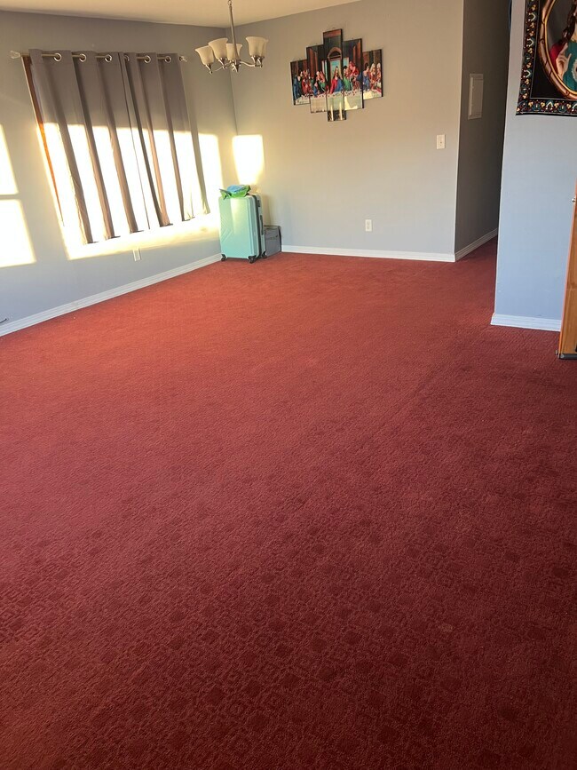 Foto del edificio - 845 Monroe Ave