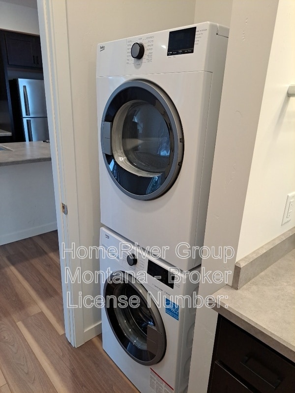 Building Photo - 1524 S 11th St W