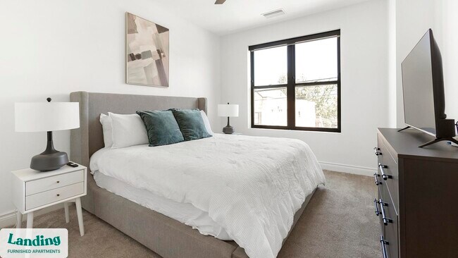 Foto del edificio - 12312 Mayfield Rd