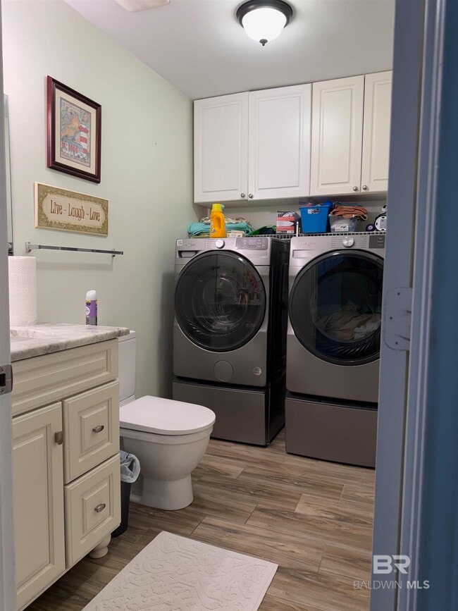 Foto del edificio - 1517 Regency Rd